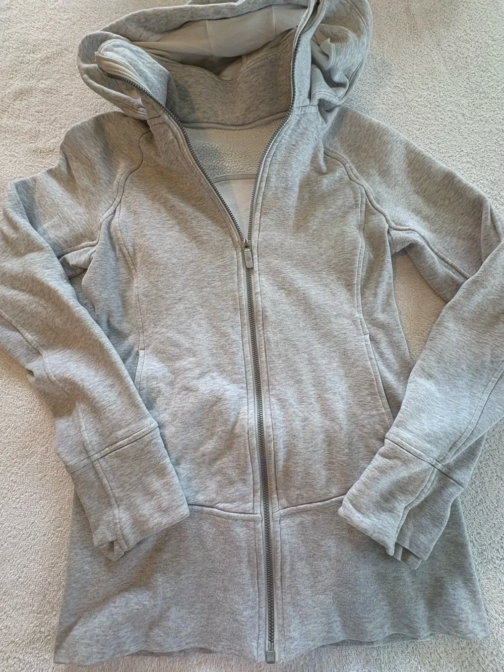 Lululemon Heathered Light Grey Radiant Hoodie Full Zip Size 4